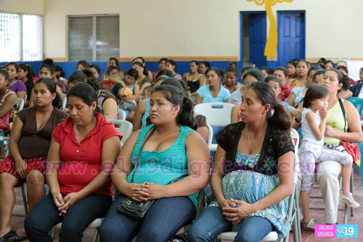 Mujeres de Boaco salen a las calles a celebrar programas socioeconómicos que impulsa el Buen Gobierno